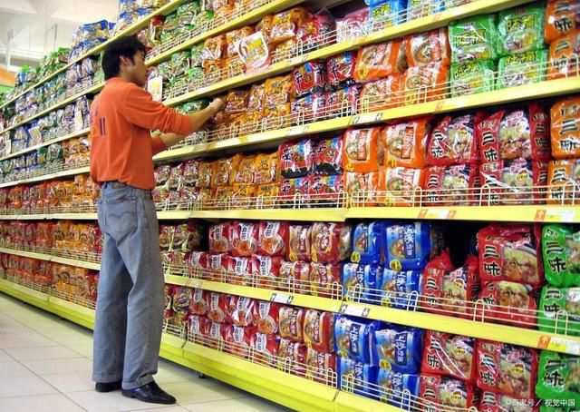 方便食品進入熱銷時期，供不應求狀況持續(xù)